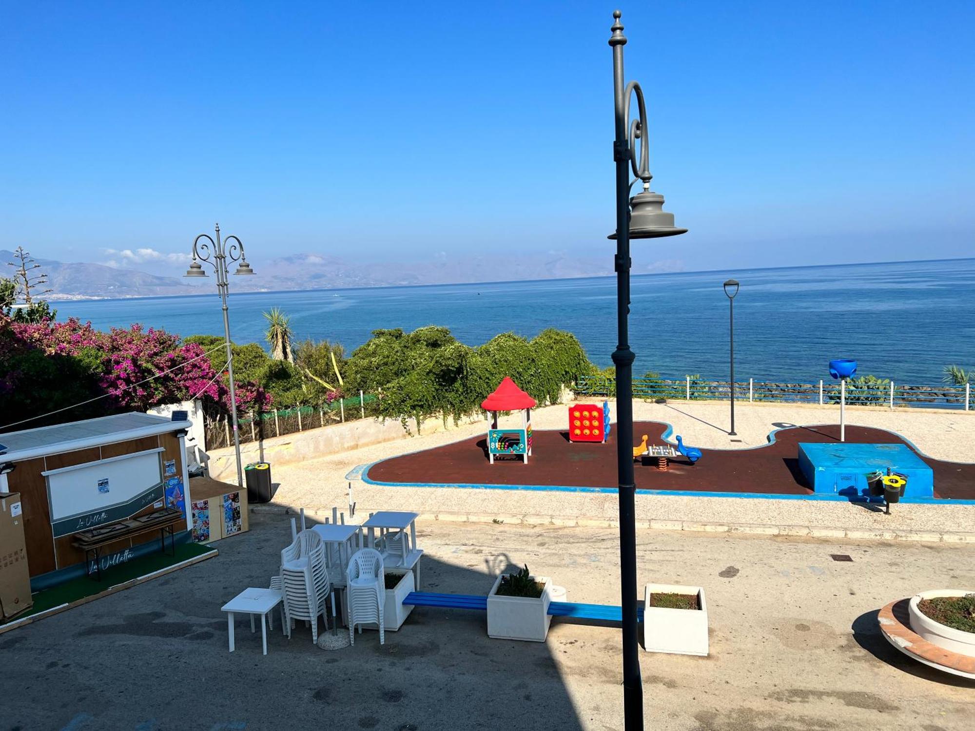Appartement Vista Mare à Trappeto  Extérieur photo
