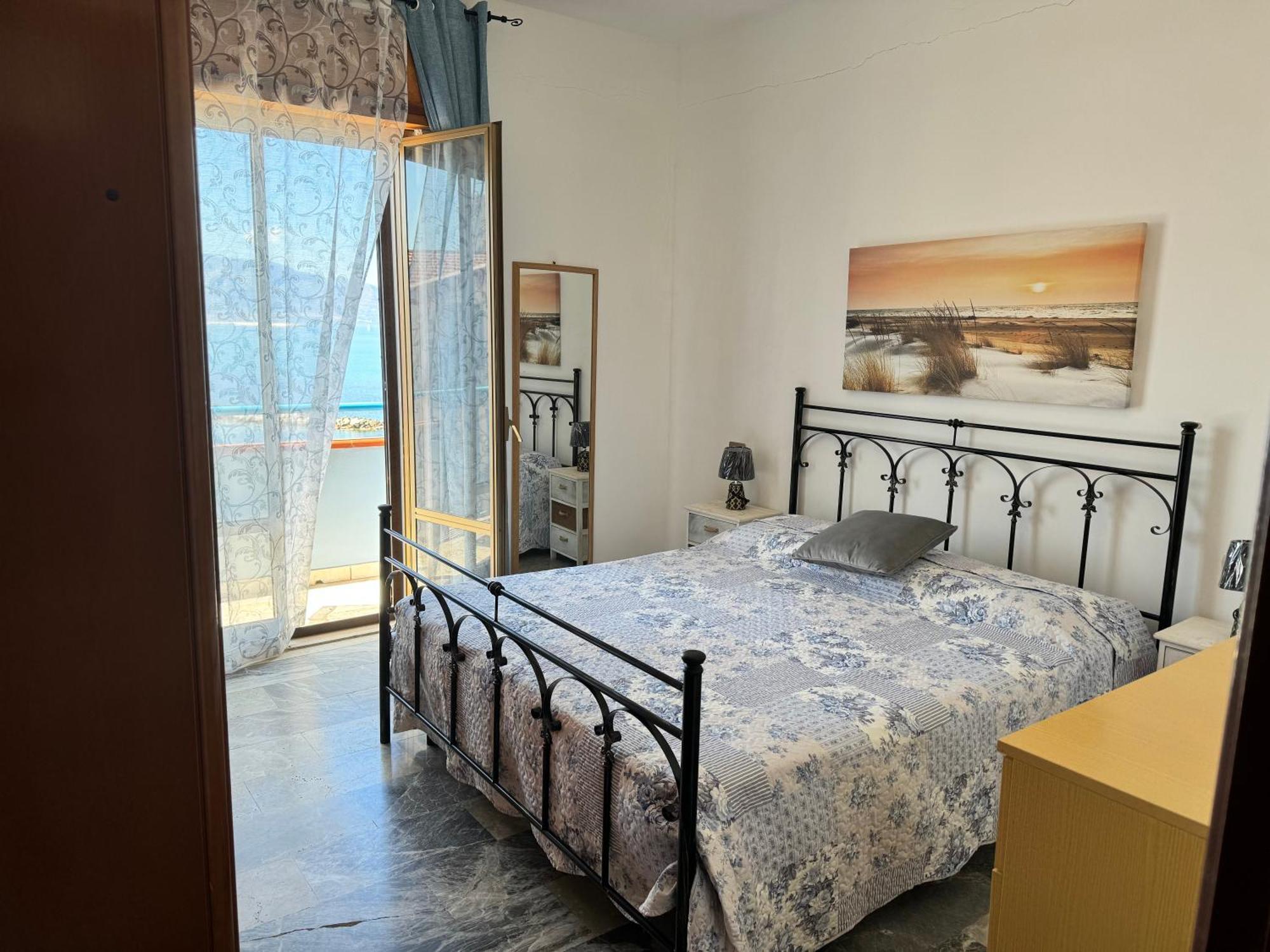 Appartement Vista Mare à Trappeto  Extérieur photo
